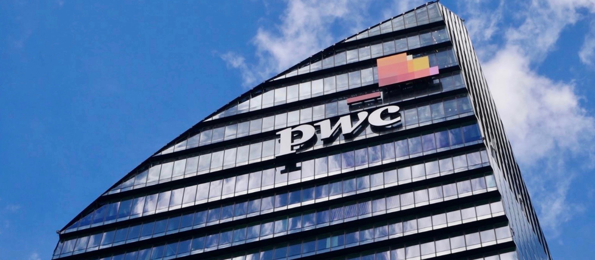 PwC. Real Estate Market Overview 2023: nuove sfide per il settore